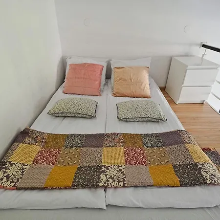 Urban Nest Dietla 69-8b Apartment *